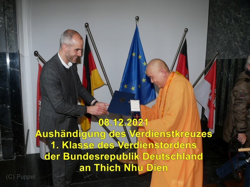 2021/20211208 Rathaus Ordensverleihung Thich Nhu Dien/index.html